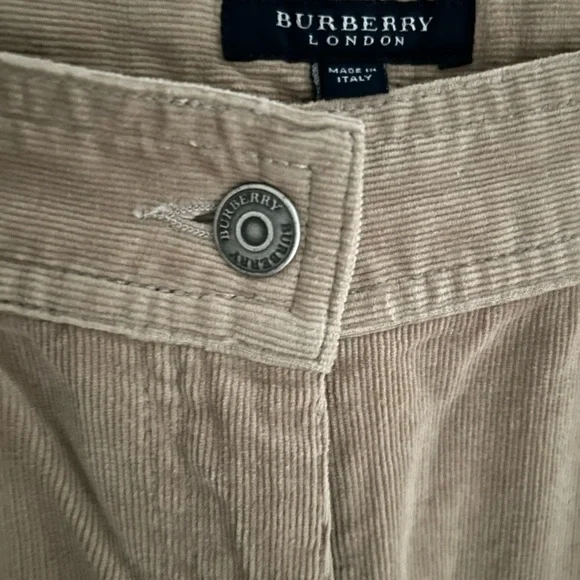 Burberry corduroy pants. Like new. Excellent condition. Size 8. Classic!!!!